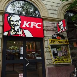 Kentucky Fried Chicken - Király utca Budapest - Külső kép