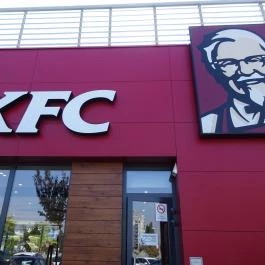 Kentucky Fried Chicken - Óbuda Budapest - Külső kép