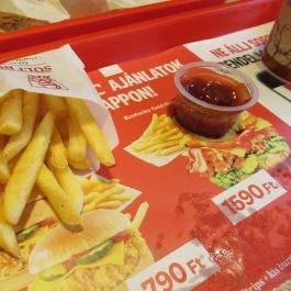 Kentucky Fried Chicken - Újpest Stop Shop Budapest - Étel/ital