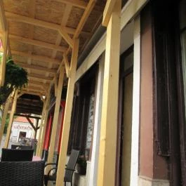 Kereskedőház Étterem és Kávézó Szentendre - Külső kép