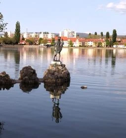 Keresztelő Szent János szobra