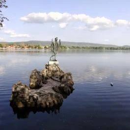 Keresztelő Szent János szobra Tata - Egyéb