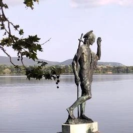 Keresztelő Szent János szobra Tata - Egyéb