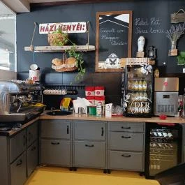 Keszegsütő, Miskolc - Belső