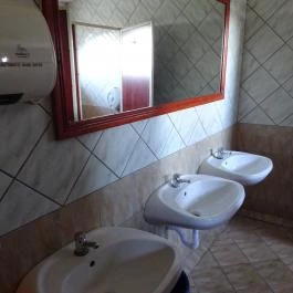 Két Angyal Csárda, Érd - Mosdó