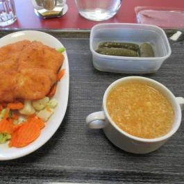 Két Kanál Faloda Étterem Budapest - Étel/ital