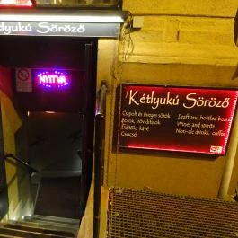 Kétlyukú Söröző-Borozó Budapest - Külső kép