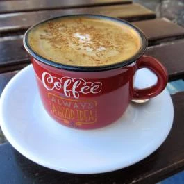 Kettőspont Kávézó Biatorbágy - Étel/ital