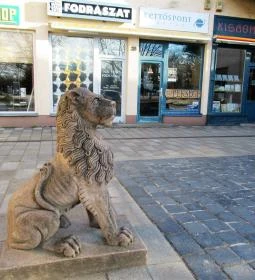 Kettőspont Kávézó