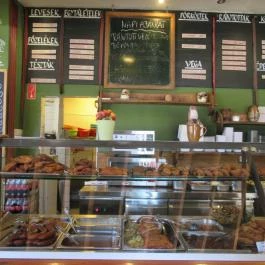 Kicsi Csángó Magyar Konyha Budapest - Étel/ital