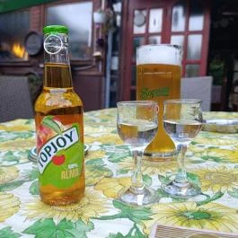 Kicsi Kert Bár Budapest - Étel/ital