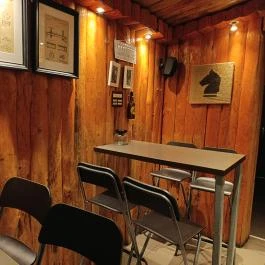 Kifli & Kocsma Budapest - Belső