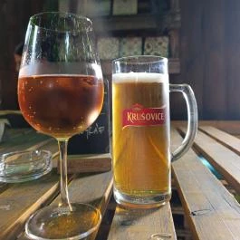 Kifli & Kocsma Budapest - Étel/ital