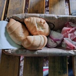 Kifli & Kocsma Budapest - Étel/ital