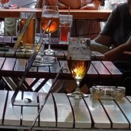 Kifli & Kocsma Budapest - Étel/ital