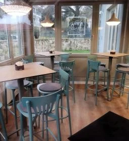 Kiflikék - kávézó és pékség