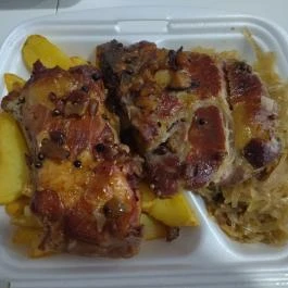 Kilátó Borozó, Zalakaros - Étel/ital