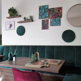 Kilenc Kert Streetfood & More Budapest - Belső