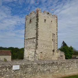 Kinizsi Vár Nagyvázsony - Egyéb