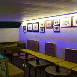 Kis Á Bár & Étterem Budapest - Belső