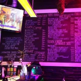 Kis Á Bár & Étterem Budapest - Belső