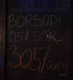 Kis Csülök Borozó