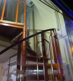 Kis Csülök Borozó