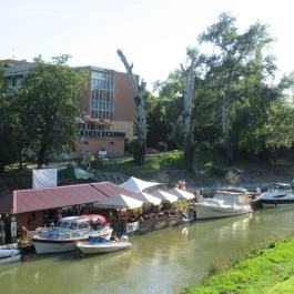 Kis-Duna sétány, Esztergom - Egyéb