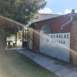 Kis Halas Ételbár Bicske - Külső kép