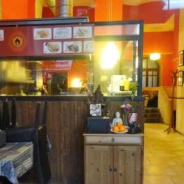 Kis Parázs 2.0 Leves & Wok Bár, Budapest - Belső