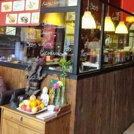 Kis Parázs 2.0 Leves & Wok Bár, Budapest - Belső