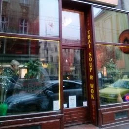 Kis Parázs 2.0 Leves & Wok Bár Budapest - Külső kép