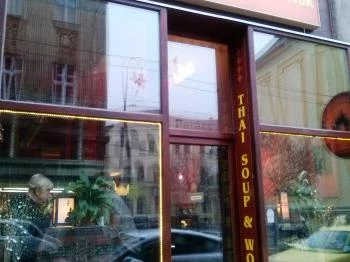 Kis Parázs 2.0 Leves & Wok Bár Budapest