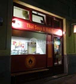 Kis Parázs Thai Leves & Wok Bár