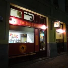 Kis Parázs Thai Leves & Wok Bár, Budapest - Külső kép