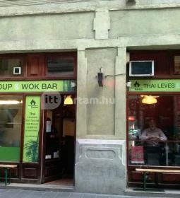 Kis Parázs Thai Leves & Wok Bár