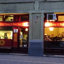 Kis Parázs Thai Leves & Wok Bár, Budapest - Külső kép