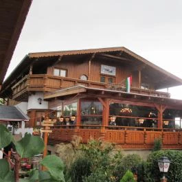 Kis Tirol Étterem Budapest - Egyéb