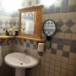 Kis Tirol Étterem Budapest - Egyéb