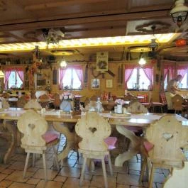 Kis Tirol Étterem Budapest - Egyéb