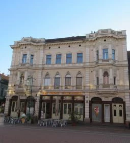 Kis Virág Cukrászda