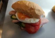 Kiscsibe Reggeliző & Étterem Budapest