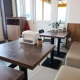 Kiscsibe Reggeliző & Étterem, Budapest - Belső