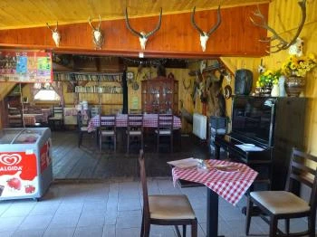 Kisföldes Étterem Tata