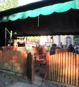 Kisinóc Sörkert & Étterem