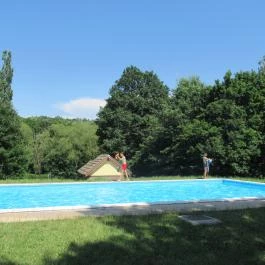 Kisinóci Turistaház Kóspallag - Medence/kert