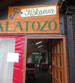 Kiskamra Falatozó