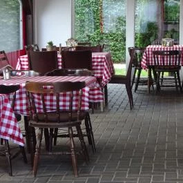 Kiskamra Falatozó Nagykovácsi - Külső kép