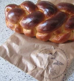 Kiskenyér Kézműves Pékség