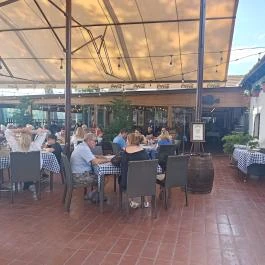 Kiskőrössy Halászcsárda Szeged - Külső kép